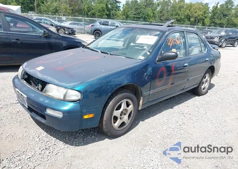 1997 Nissan Altima Xe/Gxe/Se/Gle z USA, uszkodzony, nr VIN 1N4BU31D7VC116761